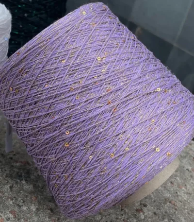 Італійська пряжа з пайєтками Filati Naturali Lino Paiellettes — лавандова нитка з золотими мікропаєтками та люрексом