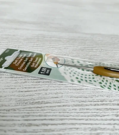 Clover 1.5 оригінальні японські гачки для в'язання Кловер / Clover № 1,5 мм купити в магазині пряжі Київ, Хорива 1 А