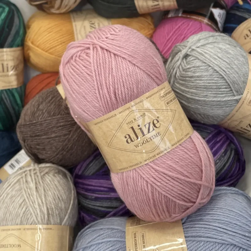 Алізе Вултайм 161 пильно рожевий (Alize Wooltime) — якісна пряжа Superwash для в’язання. Купити в магазині пряжі на Подолі, Київ. Хорива 1 А