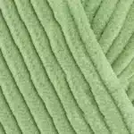 Плюшева пряжа Alize Velluto 103 світло зелений колір, 100% мікрополіестер, 100 г / 68 м — купити в магазині пряжі Київ, вул. Хорива 1 А