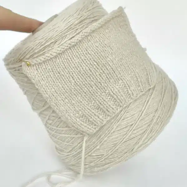 Пряжа меринос Loro Piana Wool Malfile sabbia (світлий беж) — італійська бобінна пряжа 100% кардний меринос. Київ, Хорива 1А