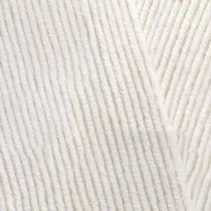 Пряжа Алізе Ланаголд Класік / Alize Lanagold 62 молочний , склад 49% вовна 51% акрил, метраж 240м/100г, купити в Києві на Подолі, Хорива 1А