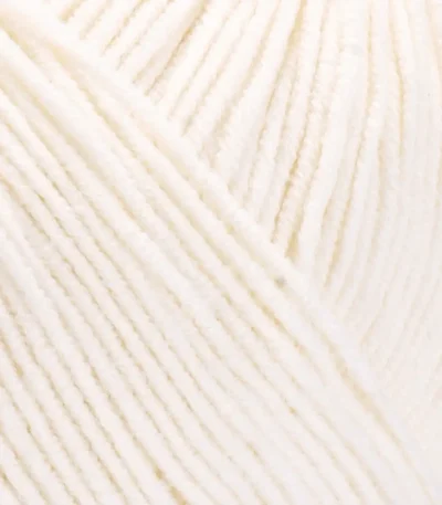 Пряжа Яранрт Джинс 03 молочний — купити в Києві в магазині пряжі на Подолі. Ярнарт Джинс для іграшок і в'язання одягу. Склад: 55% бавовна, 45% поліакрил
