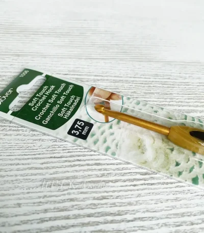 Clover Soft Touch (Японія) - гачок з ручкою 3,75 мм Кловер купити в магазині пряжі Київ, Хорива 1 А