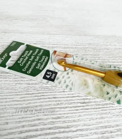 Гачок з ручкою Clover 4.5 оригінальні японські гачки для в'язання з ручкою Кловер № 4,5 мм купити в магазині пряжі Київ, Хорива 1 А