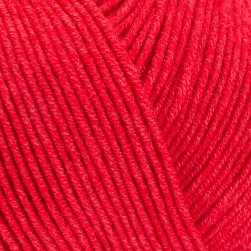 Пряжа напівбавовна Yarnart Jeans 26, червоний відтінок – магазин пряжі Київ, Хорива 1-А, підходить для в’язання дитячих речей та іграшок