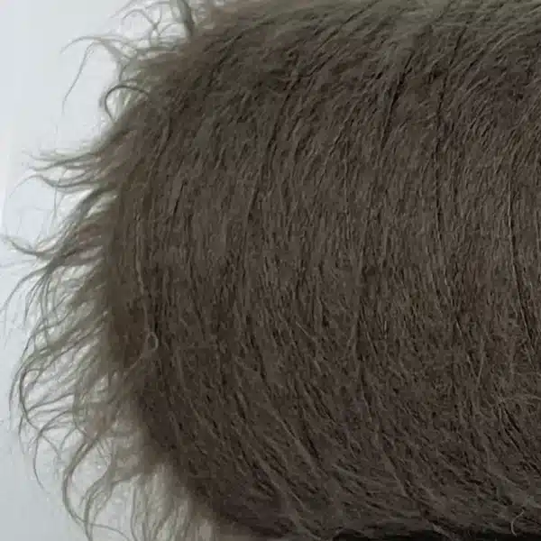 Пряжа мохер сіро-коричневий (мокко) вбобінах з Італії, Ilaria Aurora 6208. Склад: 67% кідмохер, 5% меринос, 28% поліамід . Купити можна в магазині пряжі Київ, Поділ, Хорива 1А.