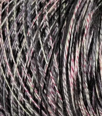 Носочна бобінна пряжа Італія Filati Venezia Calzetteria Regia 75% меринос, 25% поліамід Метраж: 260 м / 100 г Виробник: Італія купить в магазині пряжі Київ, Доставка по Україні