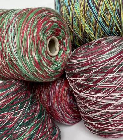 носочна пряжа на Різдво та Новий рік