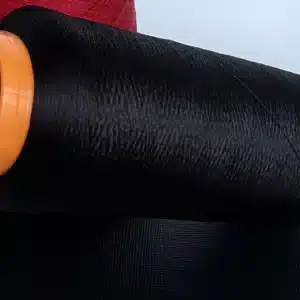 Пряжа чорний шовк малбері купити Trama Tinta 1R Склад: 100% шовк малбері. Метраж 3000м 100г.