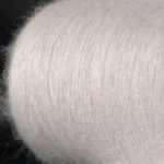 Бобінна пряжа кідмохер на шовку Manifattura Sesia Vivienne 1355 пудра. Сесія Вівєн купити в магазині пряжі в Києві на Подолі