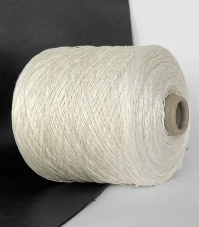 Бобіна пряжа Loro Piana Lino Soft 240м/100г молочного кольору для в'язання